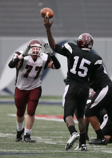 戴杯德约双打丢3赛点憾负 纳达尔助西班牙进4强.